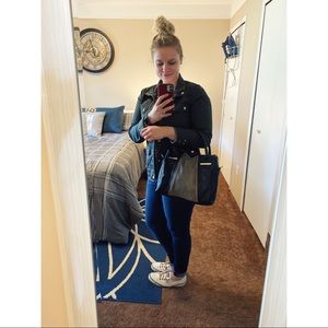 Steve Madden | Like New Black & Gold Satchel